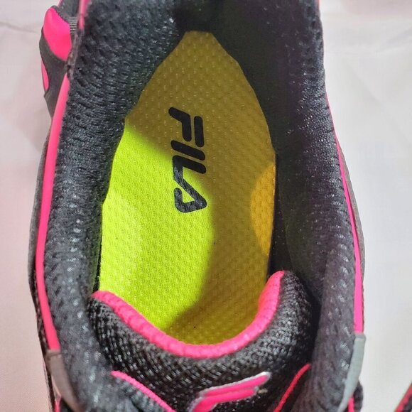 Fila Evergrand Trail 21.5 Womens Sneakers Running Shoes Size 11 Pink Back Grey - Picture 3 of 12